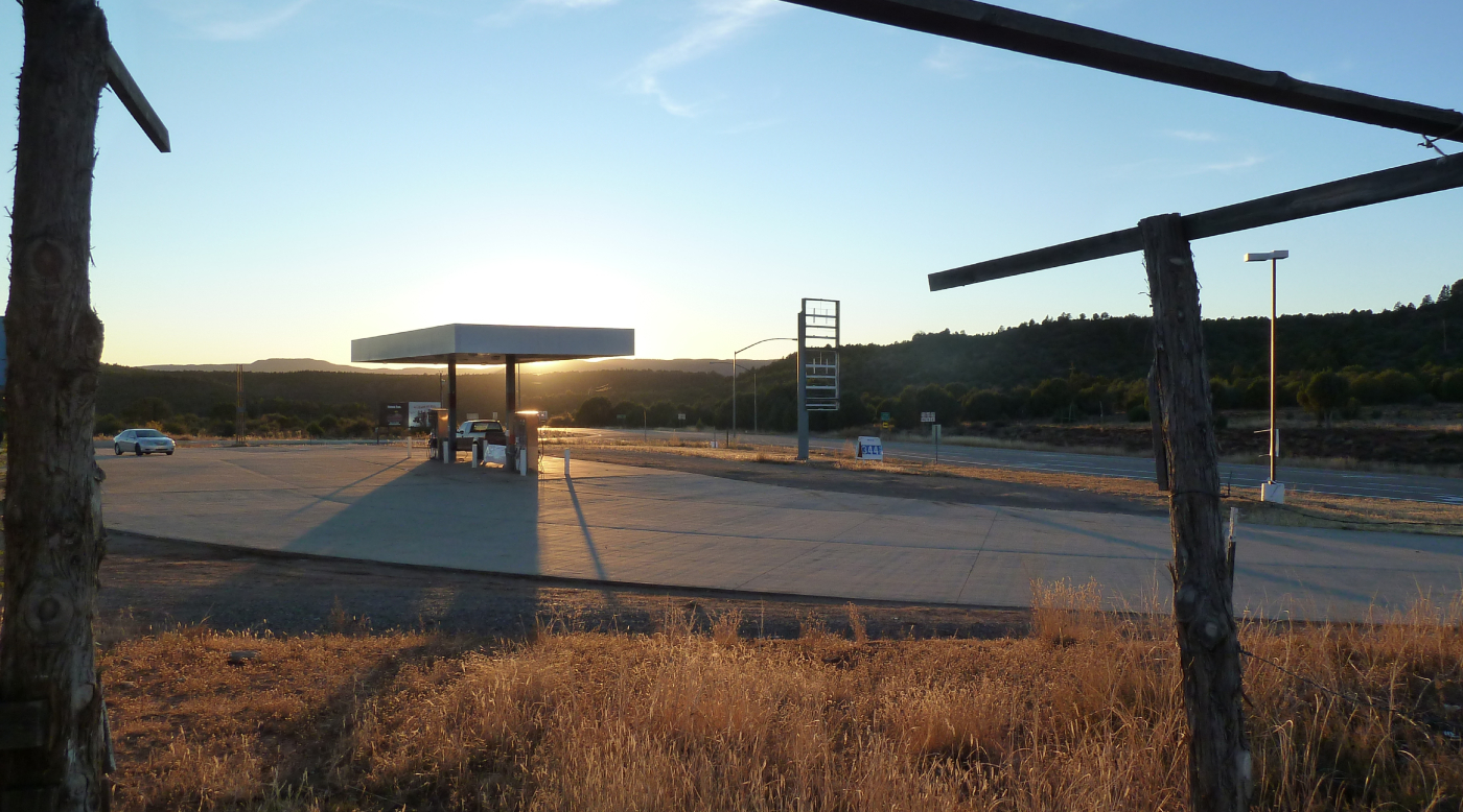 הדלק התייקר, האמריקנים נוהרים לשמורות האינדיאניות לתדלק בזול